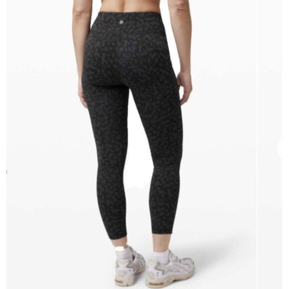 Lululemon Invigorate High Rise Tight Leggings Formation Camo Deep Coal Size 6 - Picture 1 of 11